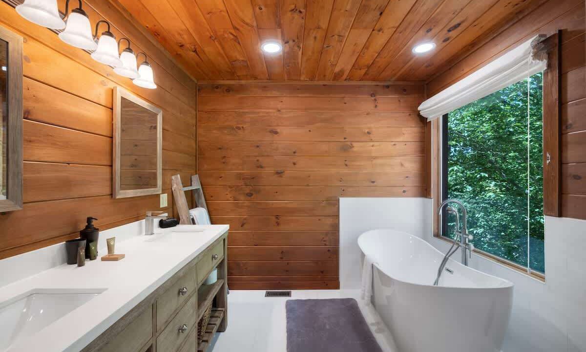 Photo of Bathroom in Epworth