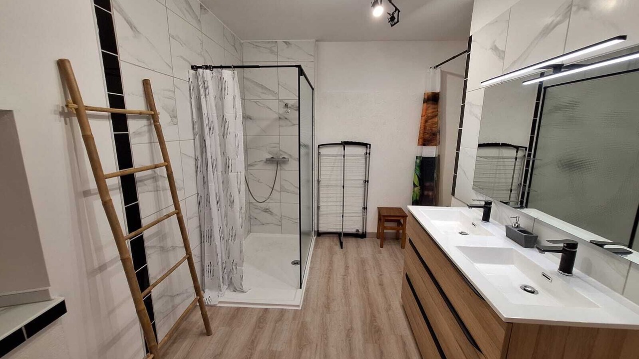 Photo of Bathroom in Osses