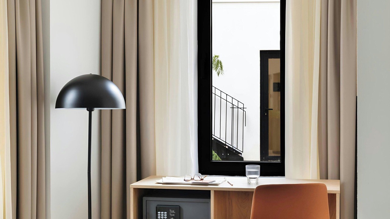 Photo of Bedroom in Vanves