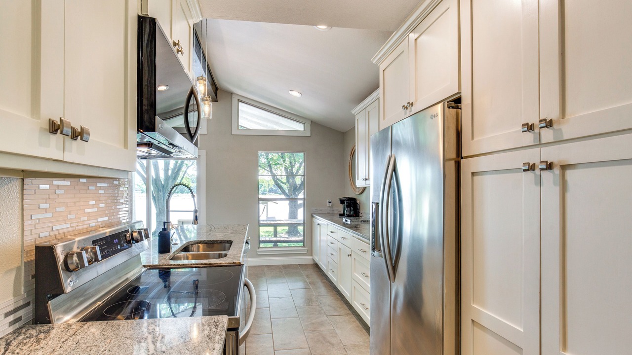 Photo of Kitchen in Gun Barrel City