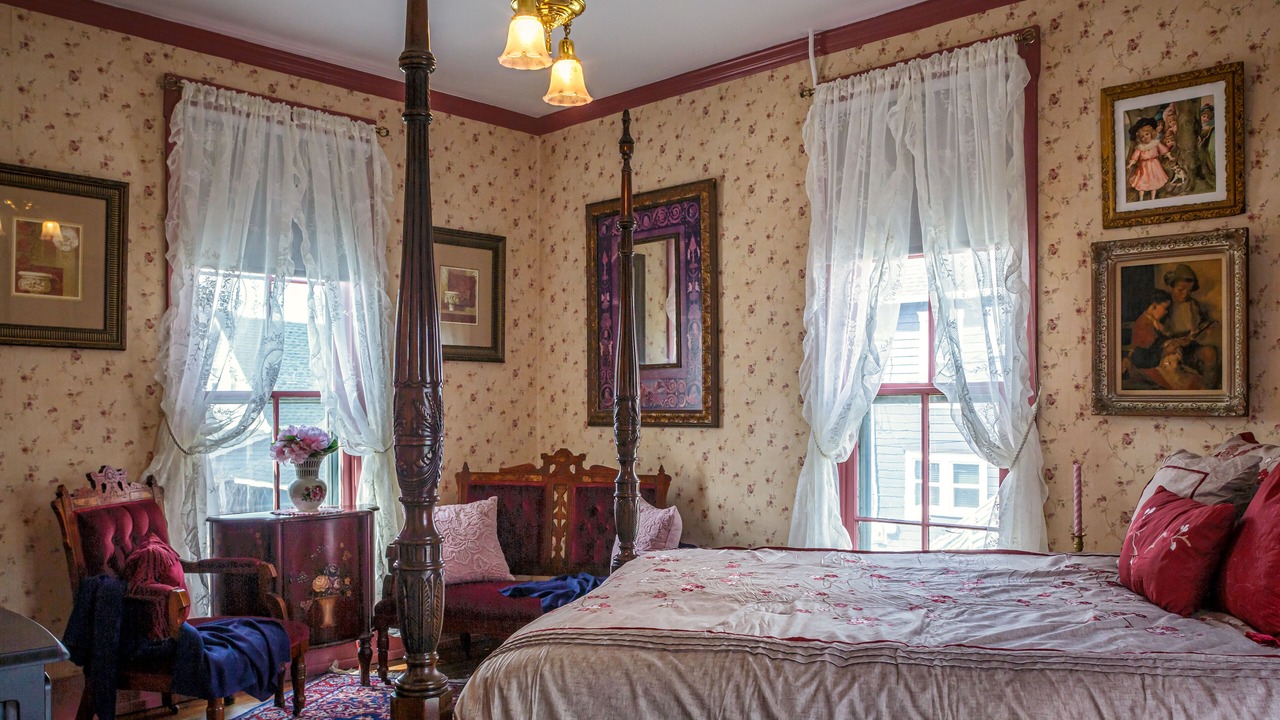 Photo of Bedroom in Noblesville