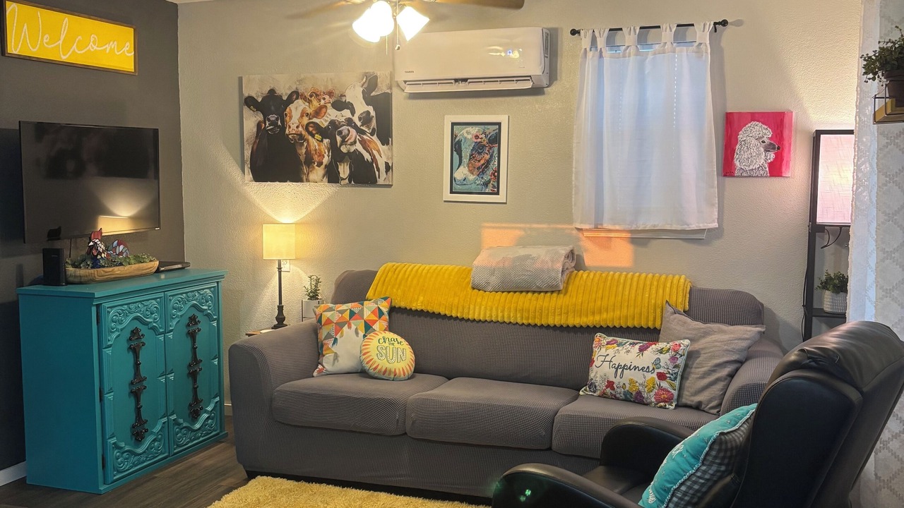 Photo of Livingroom in Albany