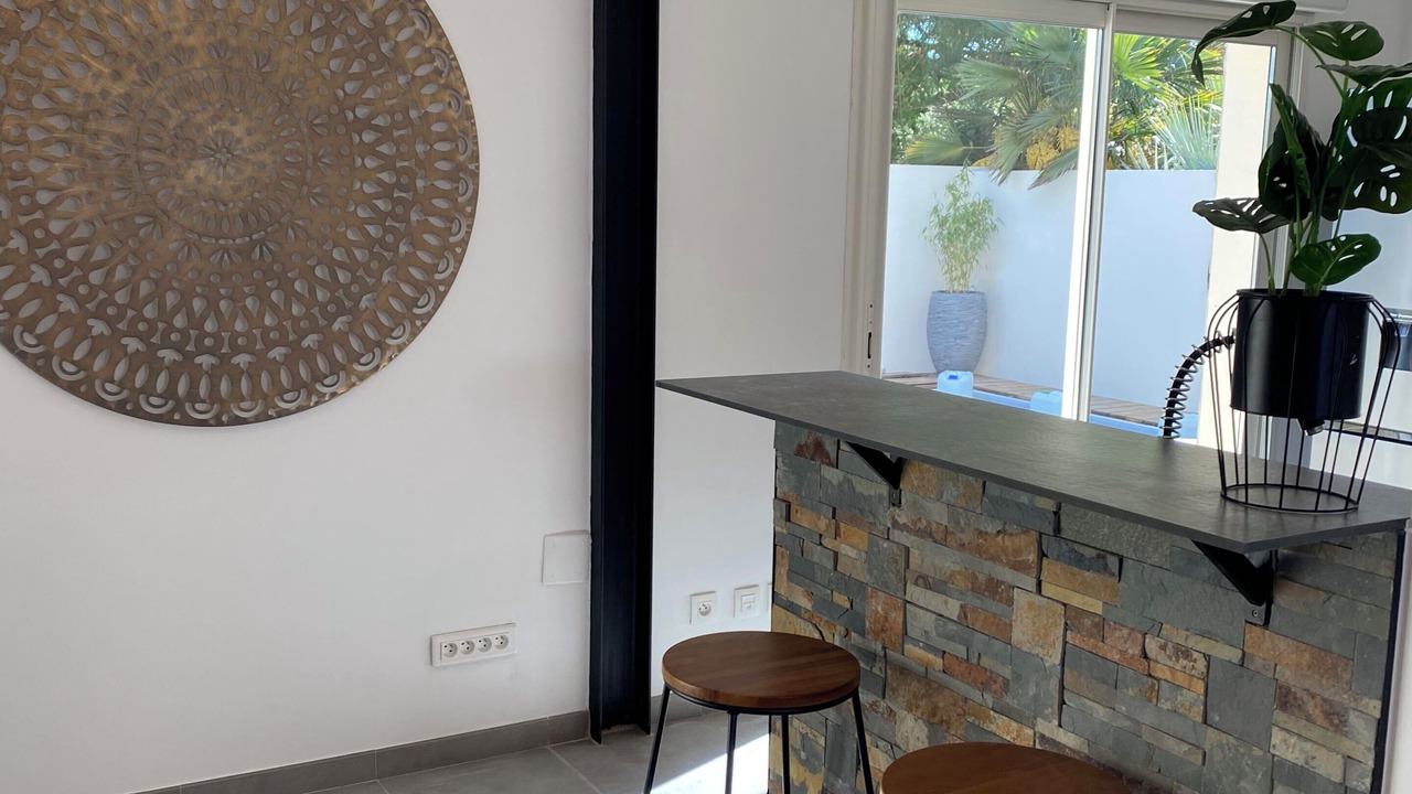 Photo of Others in Quartier des Boucholeurs