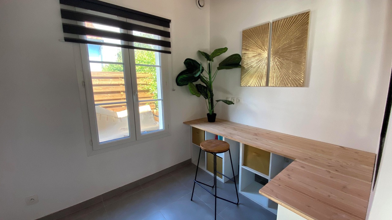 Photo of Others in Quartier des Boucholeurs