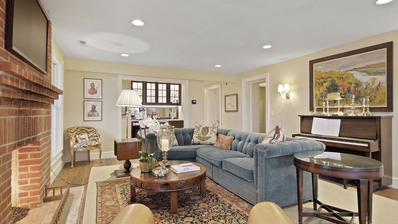 Photo of Livingroom in Boonesboro