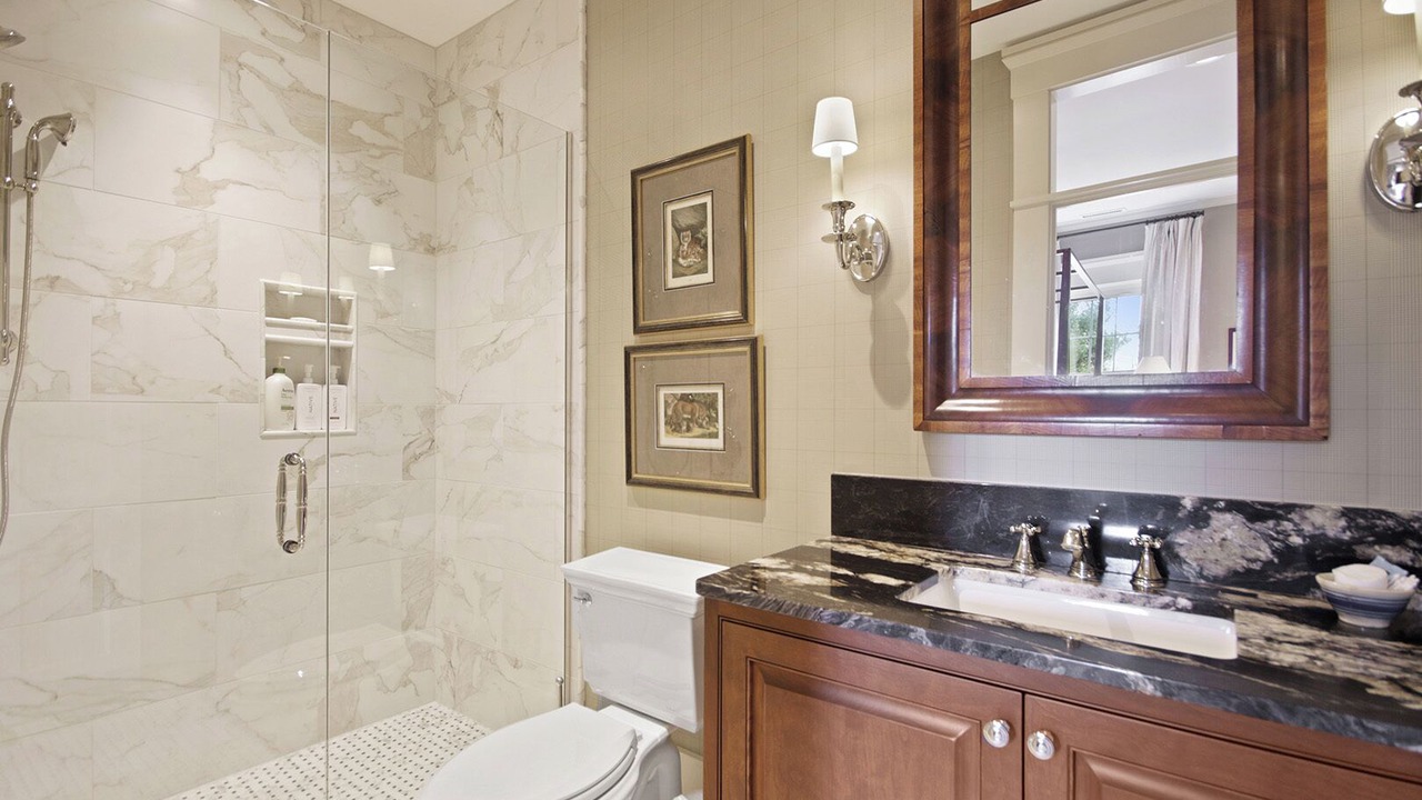 Photo of Bathroom in Boonesboro