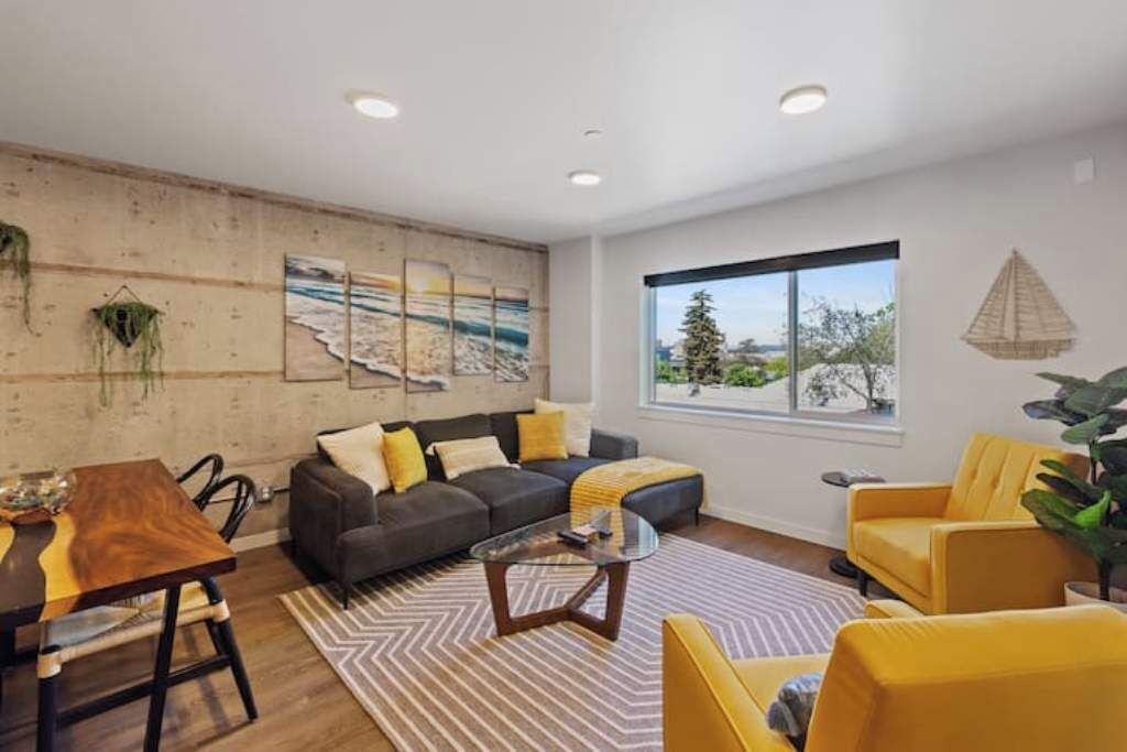 Photo of Livingroom in Cliff - Cannon