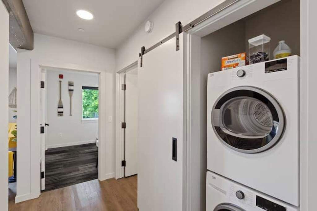 Photo of Others in Cliff - Cannon