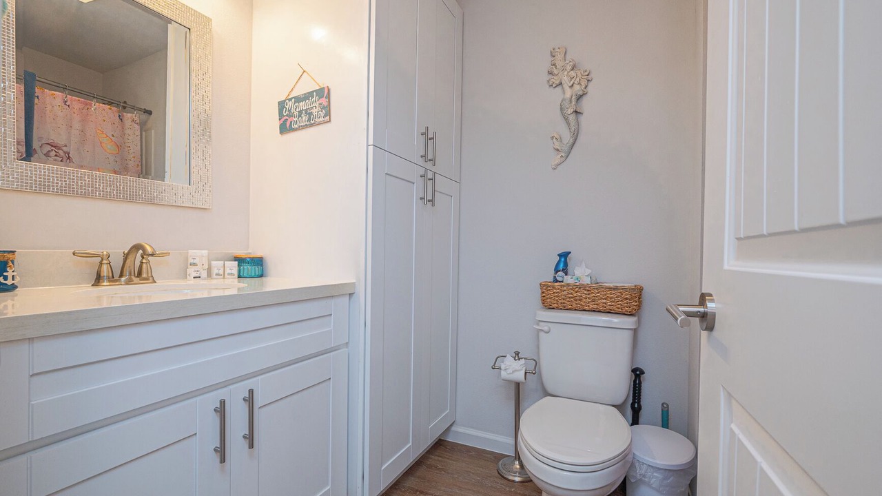 Photo of Bathroom in Harbor Oaks