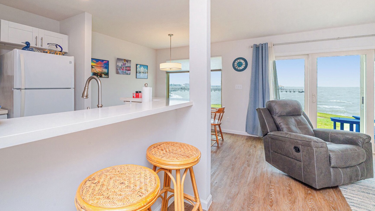 Photo of Others in Harbor Oaks