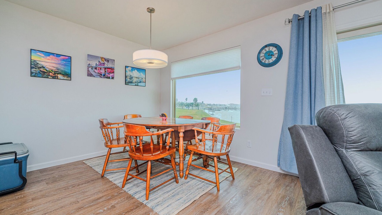 Photo of Others in Harbor Oaks