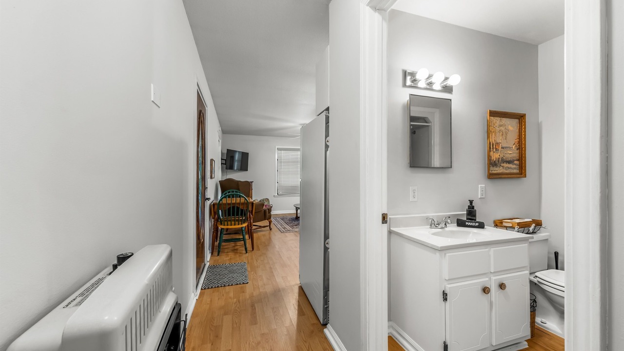 Photo of Bathroom in Mentone