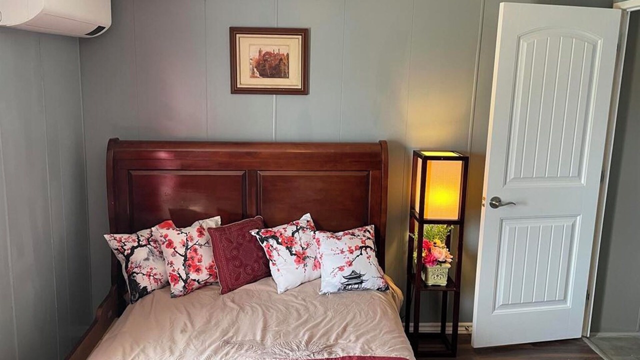 Photo of Bedroom in New Victoria