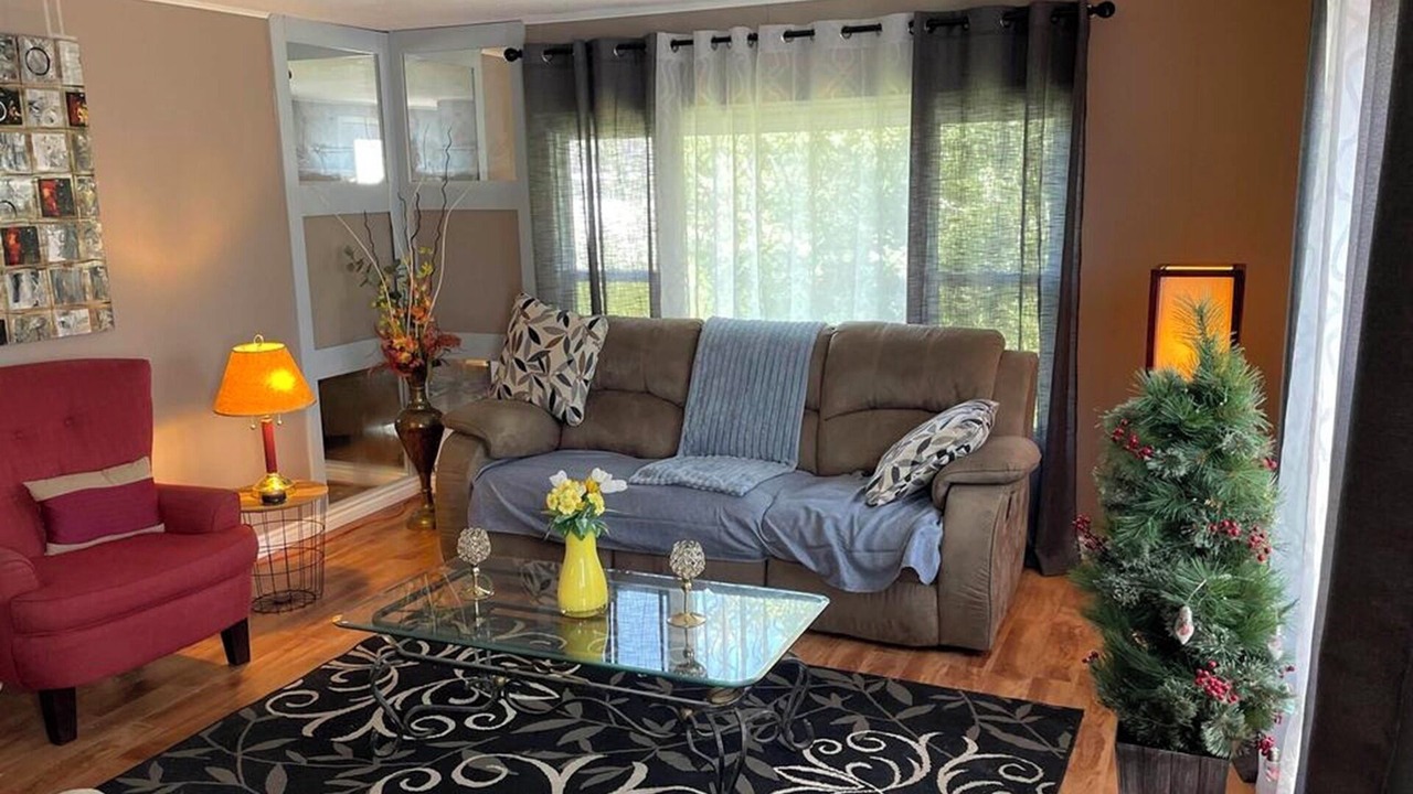 Photo of Livingroom in New Victoria