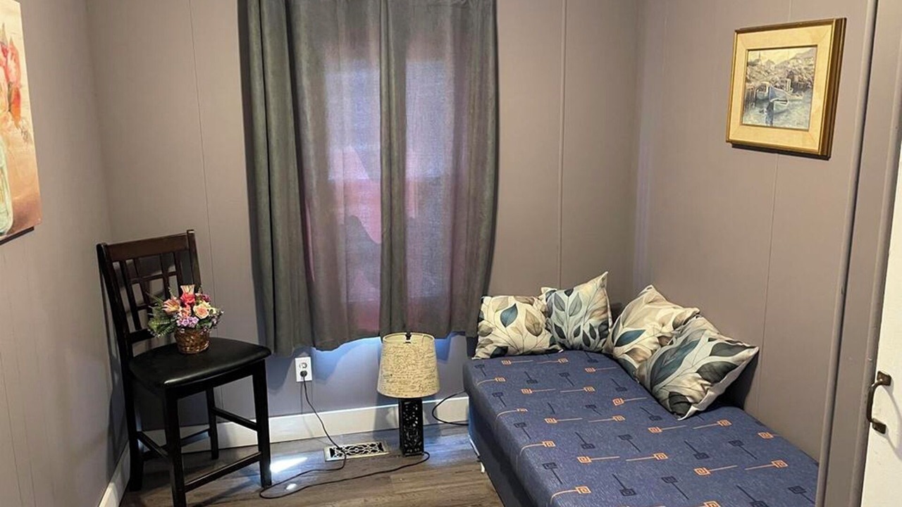 Photo of Livingroom in New Victoria