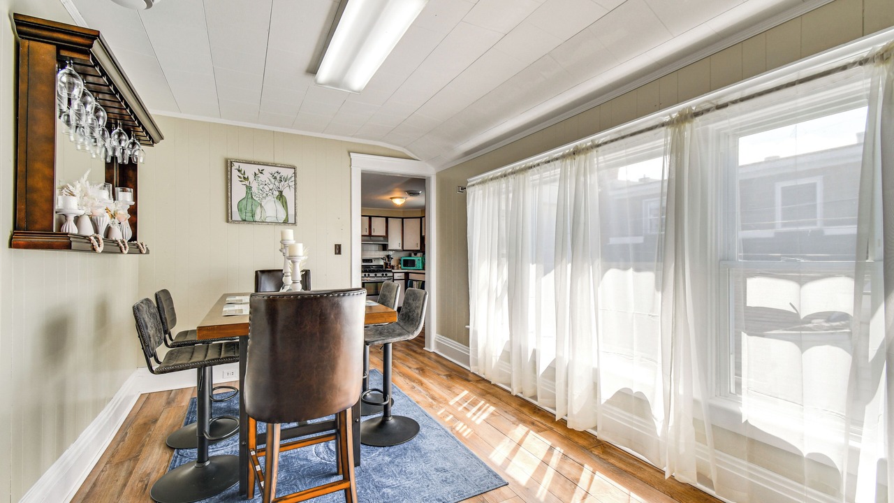 Photo of Bedroom in Oswego
