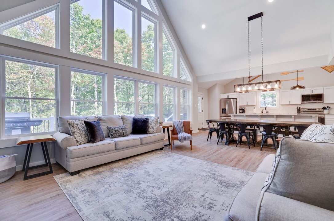 Photo of Livingroom in Jim Thorpe