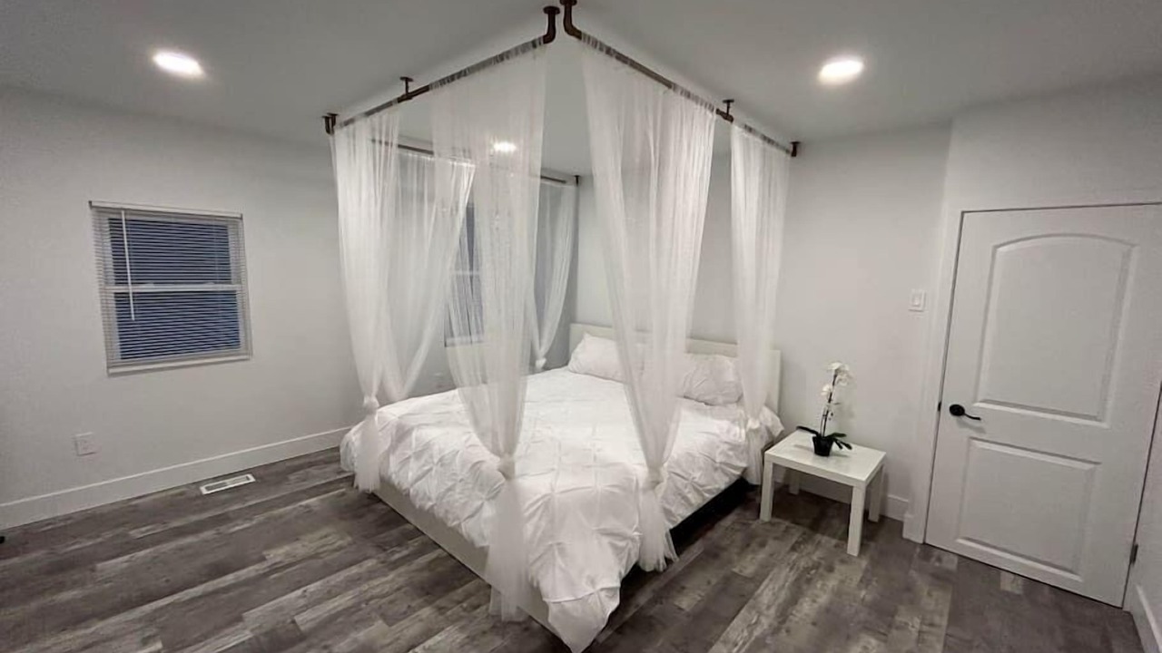 Photo of Bedroom in Grenloch