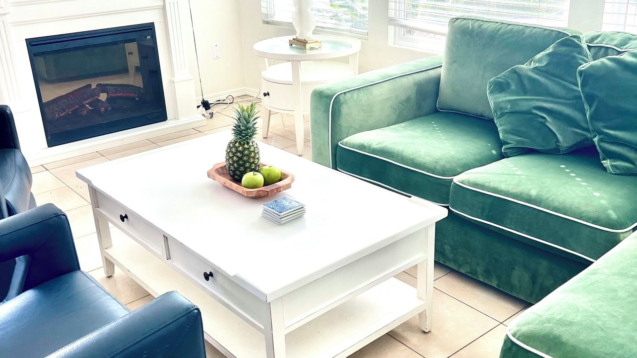 Photo of Livingroom in Townsite