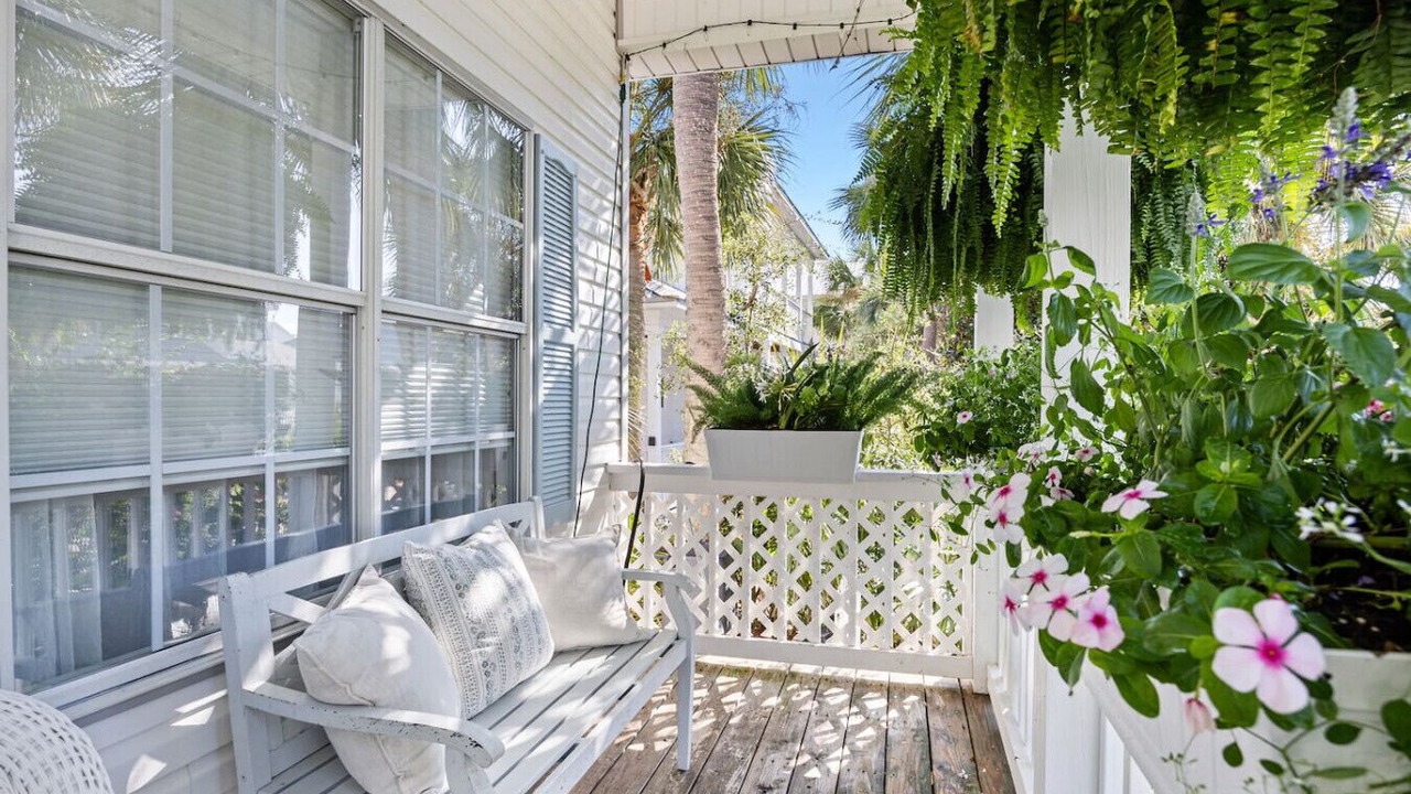 Photo of Patio Balcony in Clipper Cove