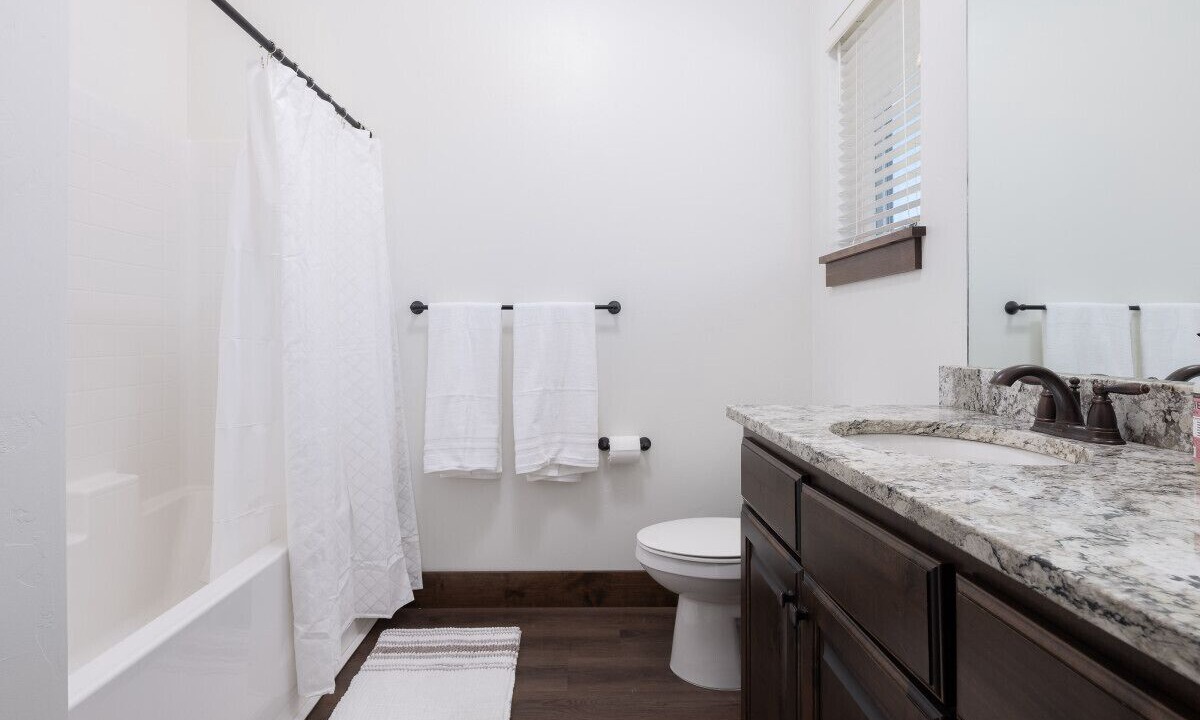 Photo of Others in Victor