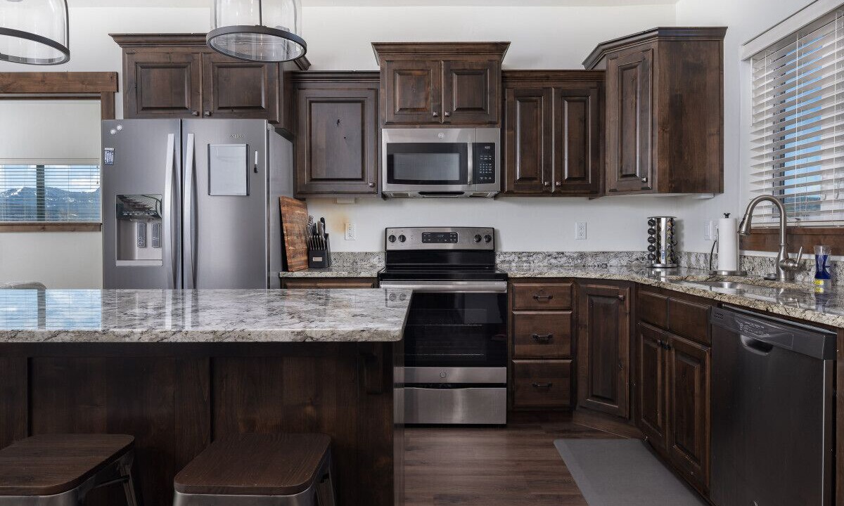 Photo of Others in Victor