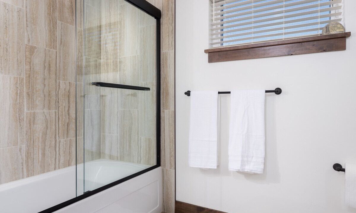 Photo of Others in Victor