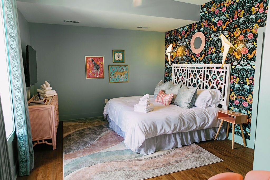 Photo of Bathroom in Cooper-Young Historic District