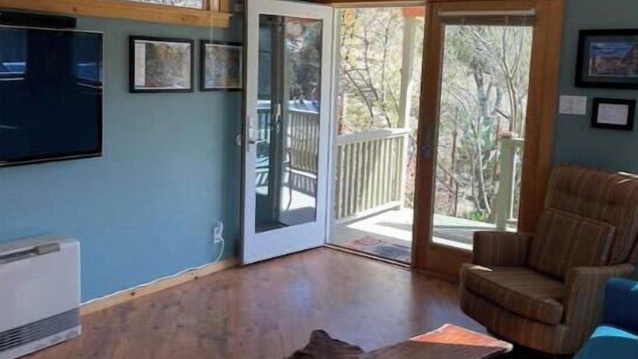 Photo of Livingroom in Bisbee