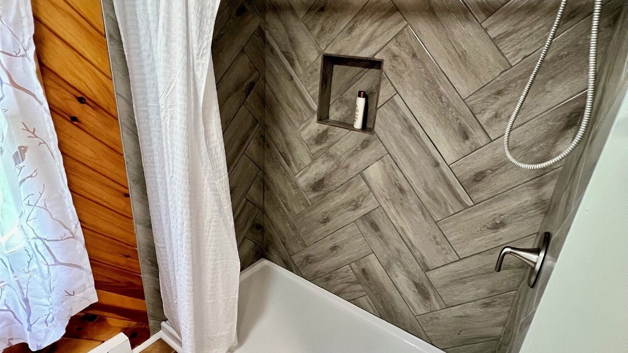 Photo of Bathroom in Schroon Lake