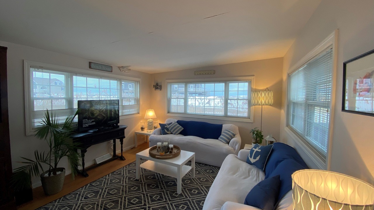 Photo of Livingroom in North Scituate
