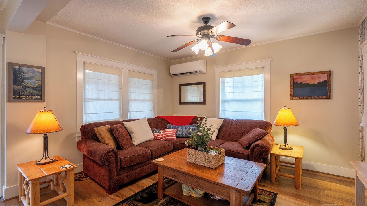 Photo of Livingroom in Hillcrest