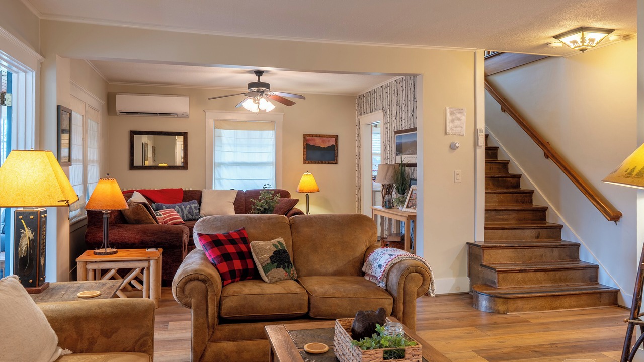 Photo of Livingroom in Hillcrest