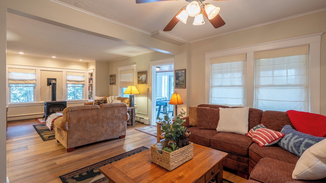 Photo of Livingroom in Hillcrest