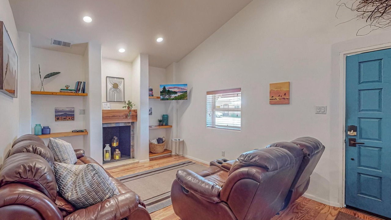 Photo of Bedroom in Near North Valley