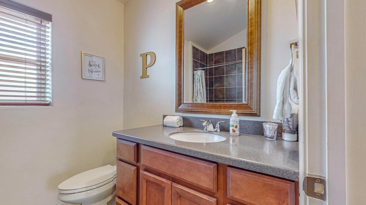 Photo of Bathroom in Near North Valley