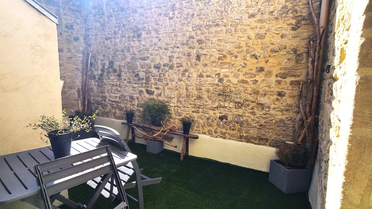 Photo of Patio Balcony in Bayeux