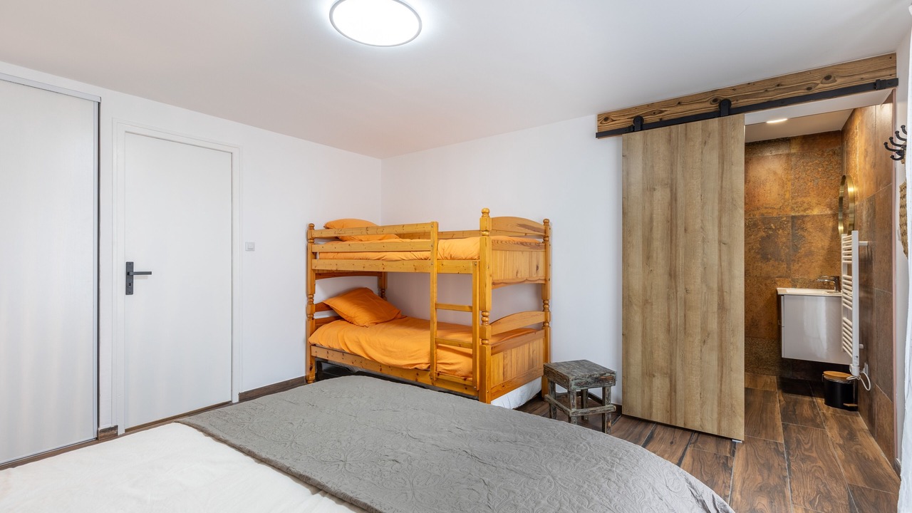 Photo of Bedroom in Err