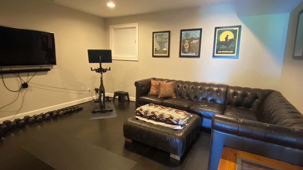 Photo of Livingroom in Royal Acres