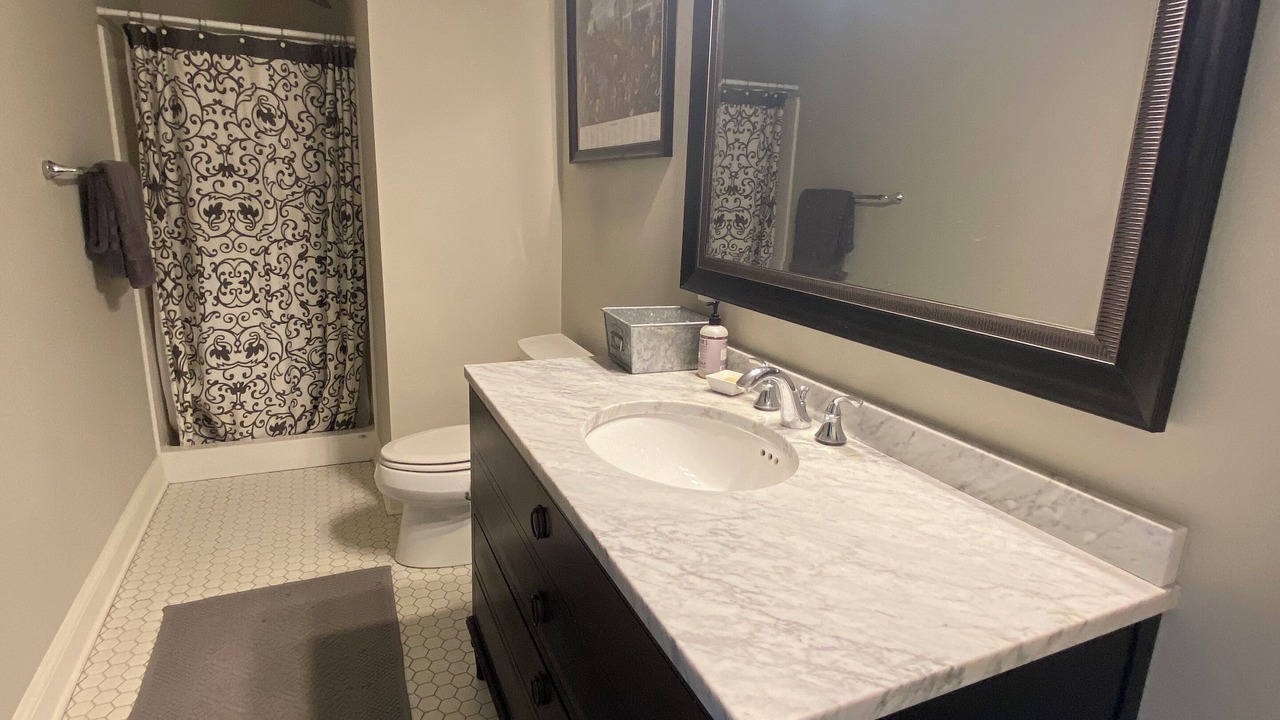 Photo of Bathroom in Royal Acres