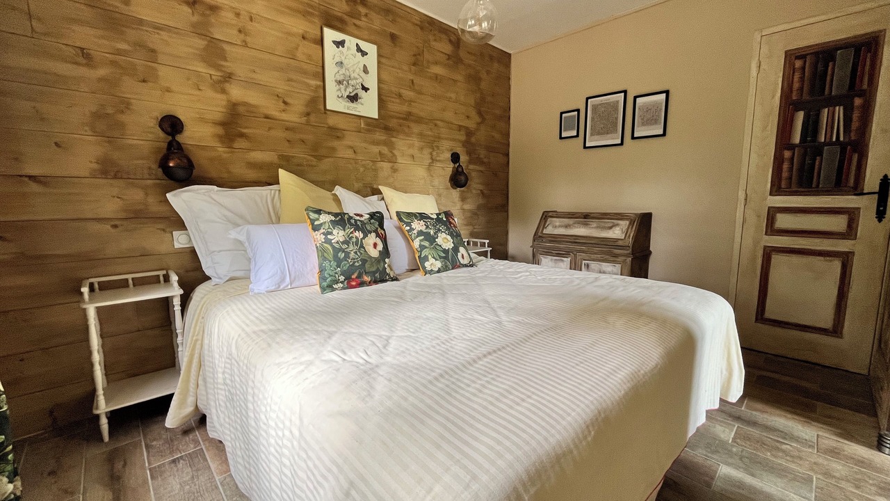 Photo of Bedroom in Gondrin