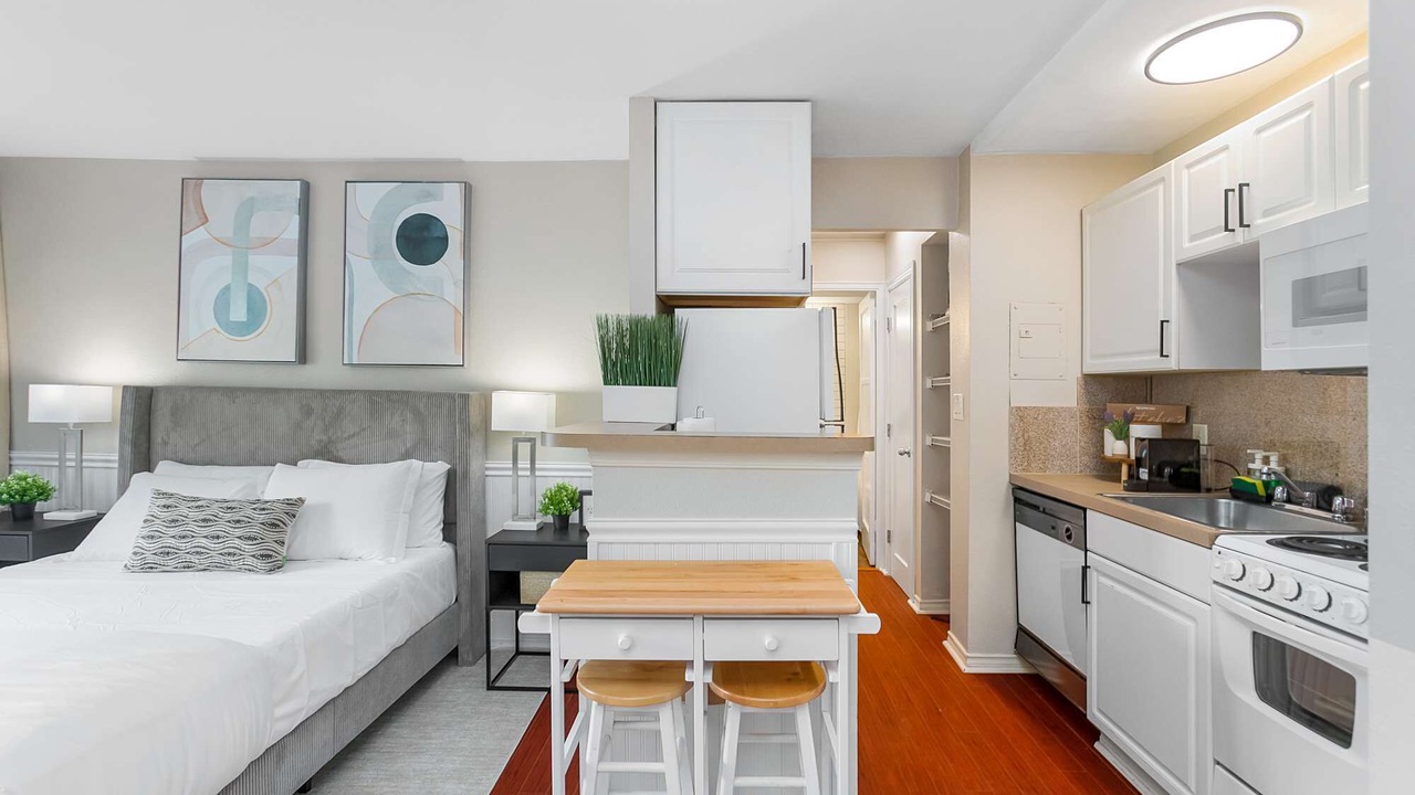 Photo of Bedroom in Downtown Seattle