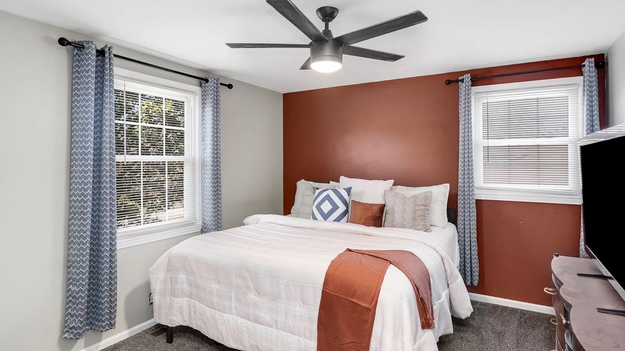 Photo of Bedroom in Antioch