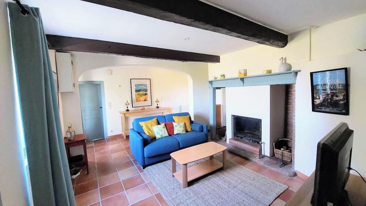 Photo of Livingroom in Monties