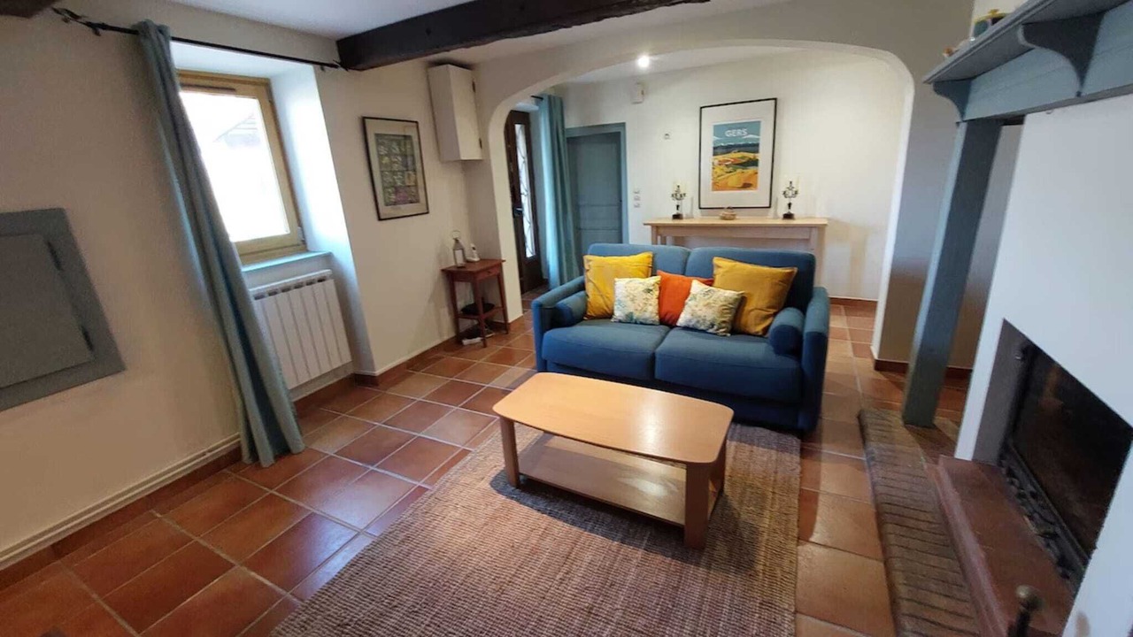 Photo of Livingroom in Monties