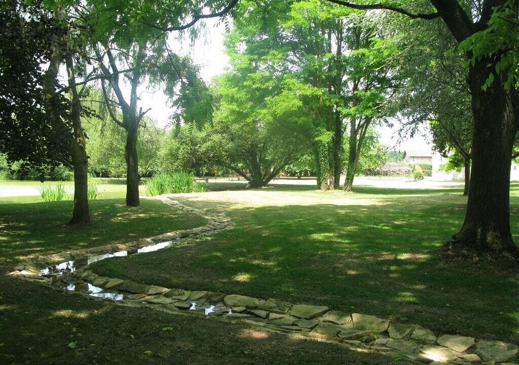 Photo of Outdoor in Bouin