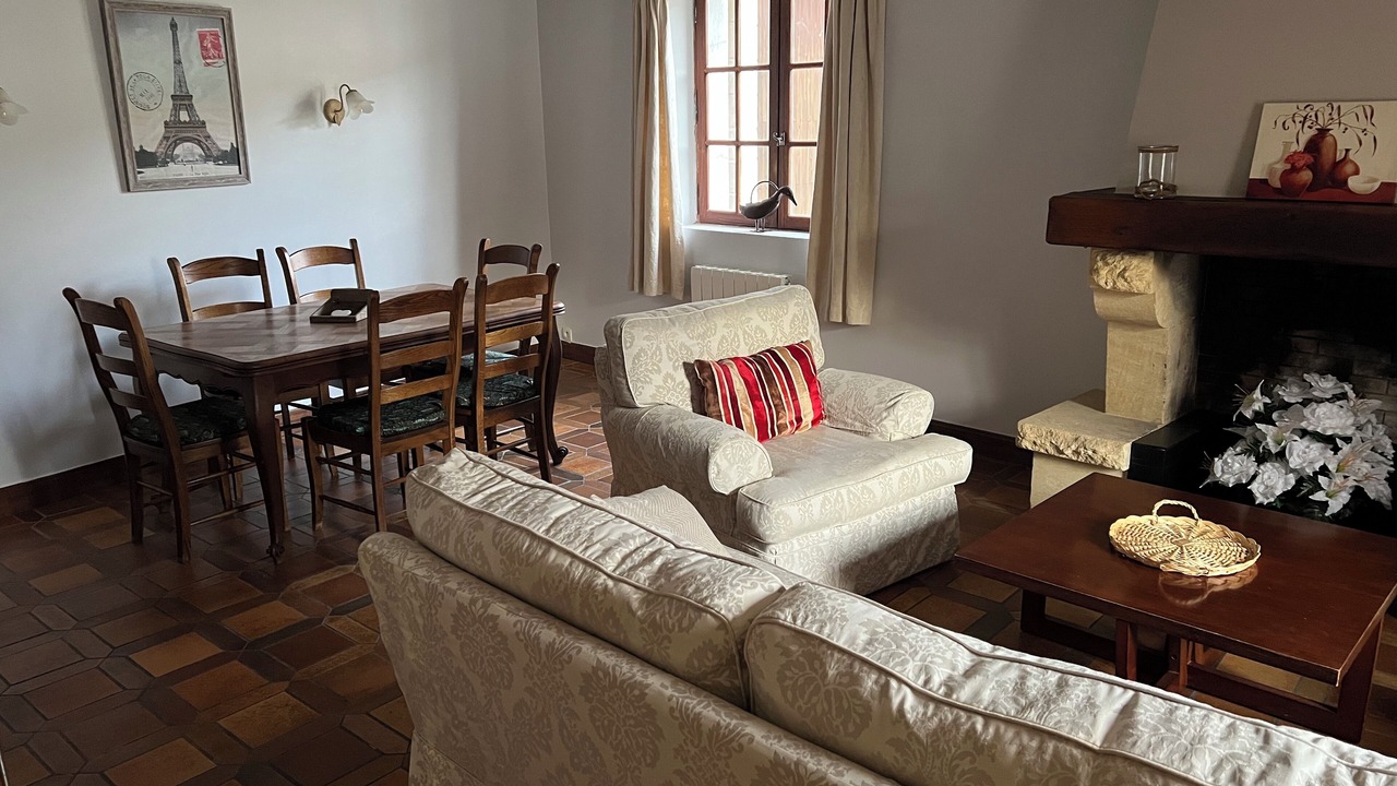 Photo of Livingroom in Bouin