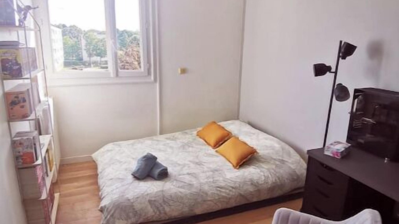 Photo of Bedroom in Brequigny