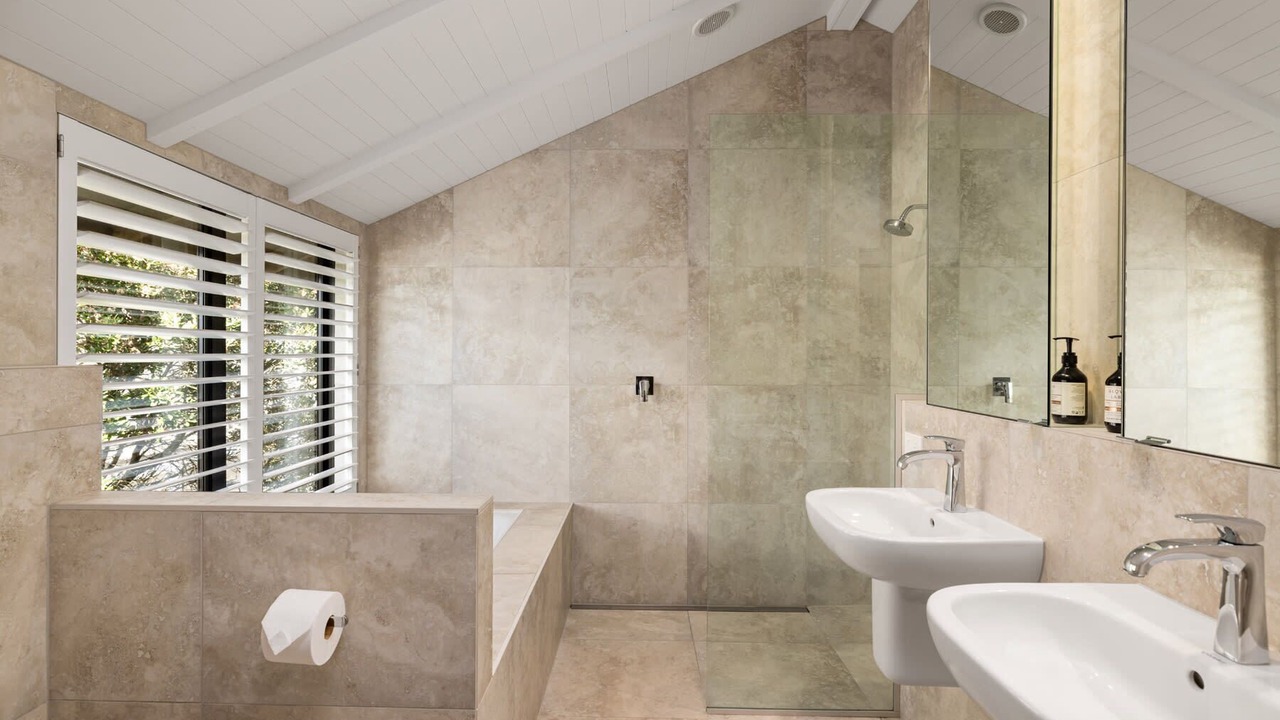 Photo of Bathroom in Papamoa Beach