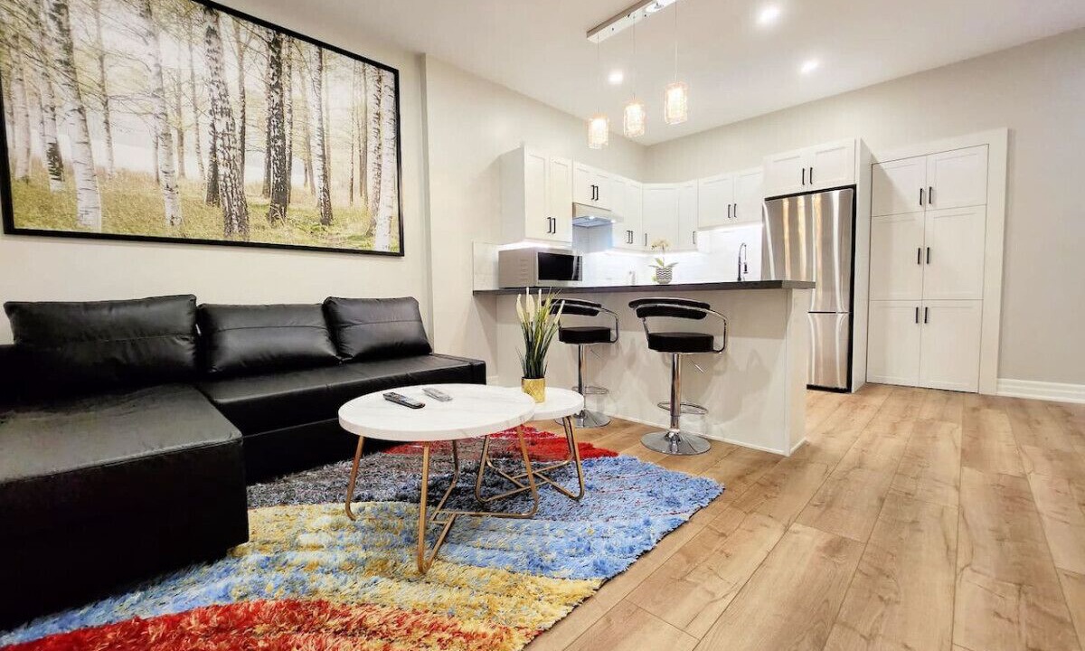 Photo of Livingroom in Downtown